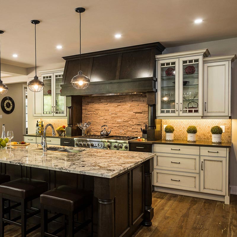 traditional style kitchen
